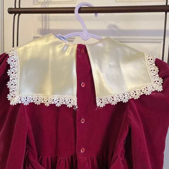 Vintage Polly Flinders Christmas Holiday dress, smocked, bib front, size 7 - Picture 7 of 11